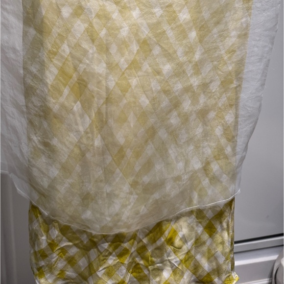 NEW! Zara Yellow Gingham Skirt - Picture 2 of 6